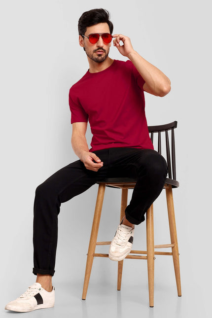 Men's Regular Solid T-Shirt - Red