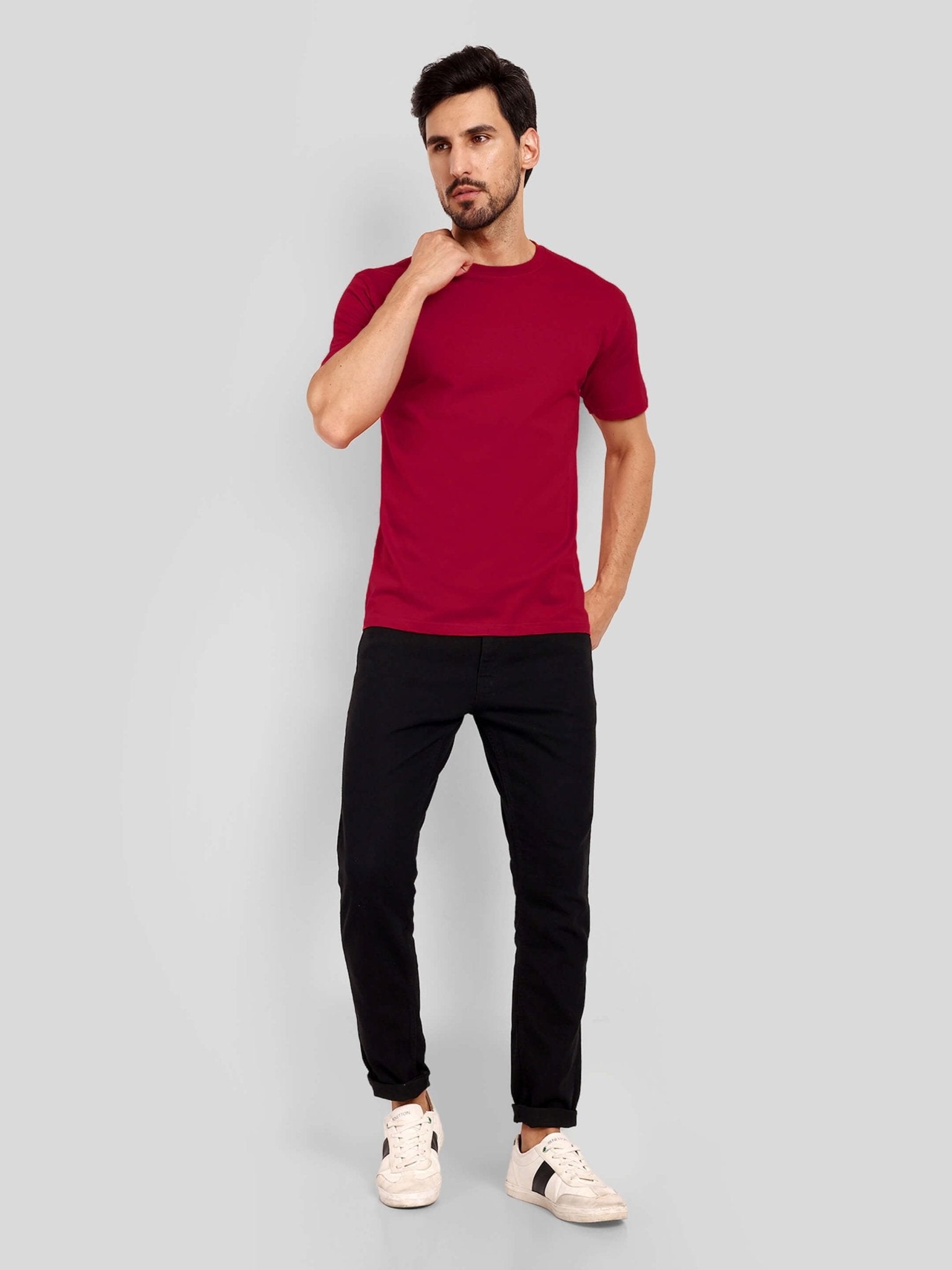 Men's Regular Solid T-Shirt - Red